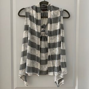 Cream / Grey Striped Sleeveless Cardigan with Floral Print